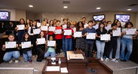 Jovens parlamentares atuarão na Câmara Municipal de Goiânia com apoio de vereadores titulares