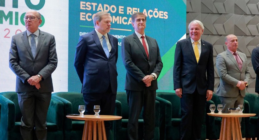 Cerimônia outorgou Título Honorífico de Cidadania Goiana a ministros do STF e ao procurador-gera...
