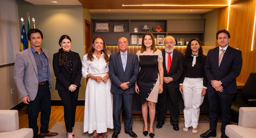 TRE-GO recebe visita institucional da primeira-dama do estado