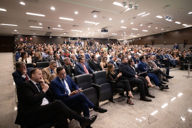 TRE-GO realiza solenidade de posse de novos membros da Corte
