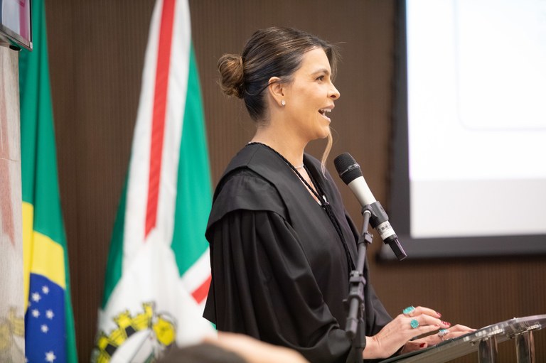 TRE-GO realiza solenidade de posse de novos membros da Corte