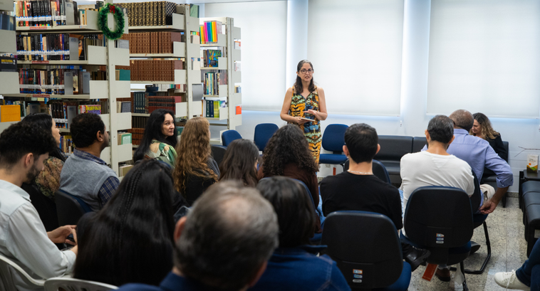 Bibliotecando traz reflexões sobre arte, psicanálise e produção literária