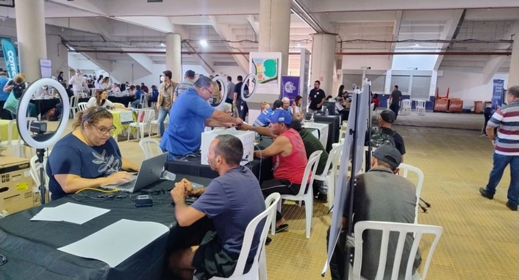 Justiça Eleitoral leva cidadania ao Ginásio Rio Vermelho com atendimentos no PopRua Jud 
