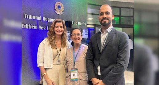 Observadora internacional da OEA acompanha procedimentos das Eleições 2026 no TRE-GO