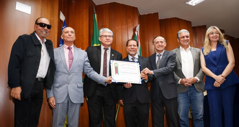 Presidente do TRE-GO participa de homenagem ao Dr. Jales Benevides Presidente do TRE-GO participa de homenagem ao Dr. Jales Benevides