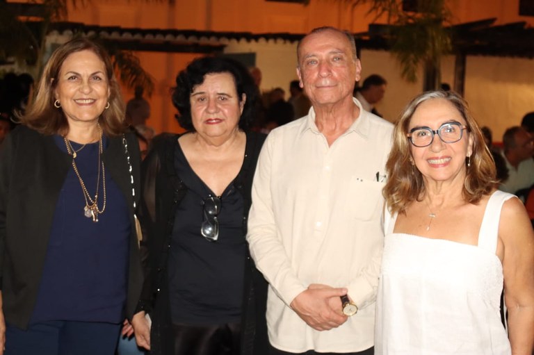 Presidente do TRE-GO prestigia lançamento do livro “Hospital São Pedro D’Alcântara” 