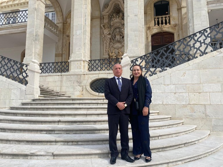 Presidente do TRE-GO profere palestra na Universidade de Coimbra e firma acordo de cooperação