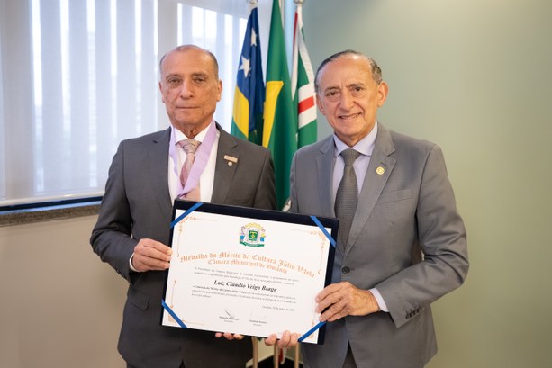 Presidente do TRE-GO recebe Comenda do Mérito de Cultura Júlio Vilela da Câmara Municipal de Goiânia Presidente do TRE-GO recebe Comenda do Mérito de Cultura Júlio Vilela da Câmara Municipal de Goi...
