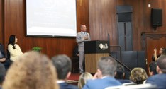 Presidente Veiga Braga participa de III Simpósio de Direito Eleitoral