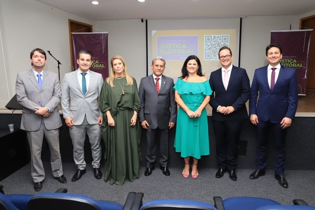 Programa Conversando com a Justiça Eleitoral em Uruaçu 1