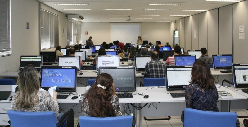  Seminário Eleição 2014: Orientação à Imprensa