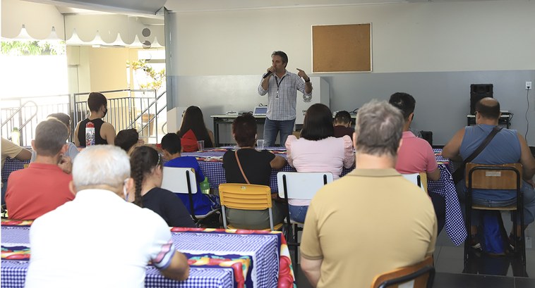 TRE-GO Cidadania em mãos TRE-GO Cidadania em mãos