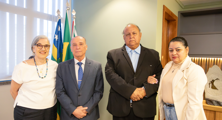 TRE-GO doa mobiliário e equipamentos à Fundação Frei Simão Dorvi TRE-GO doa mobiliário e equipamentos à Fundação Frei Simão Dorvi