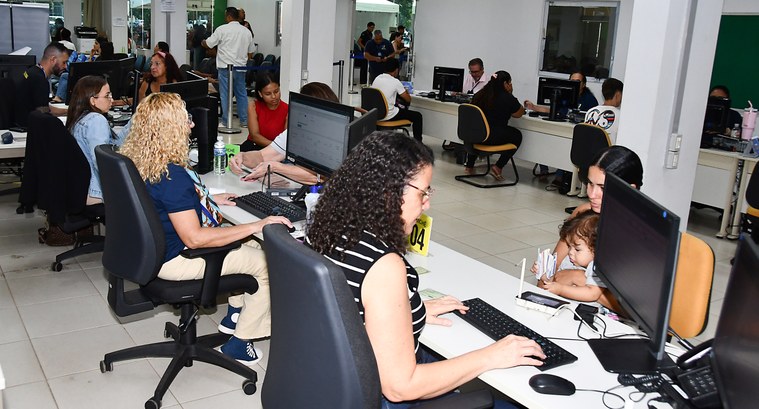 6 de maio: último dia para regularizar a situação eleitoral chegou; eleitor tem até às 18h Após essa data não será mais possível solicitar serviços eleitorais.