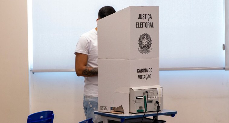 Eleições 2024 cabine eleitoral TRE-GO Eleições 2024 cabine eleitoral TRE-GO