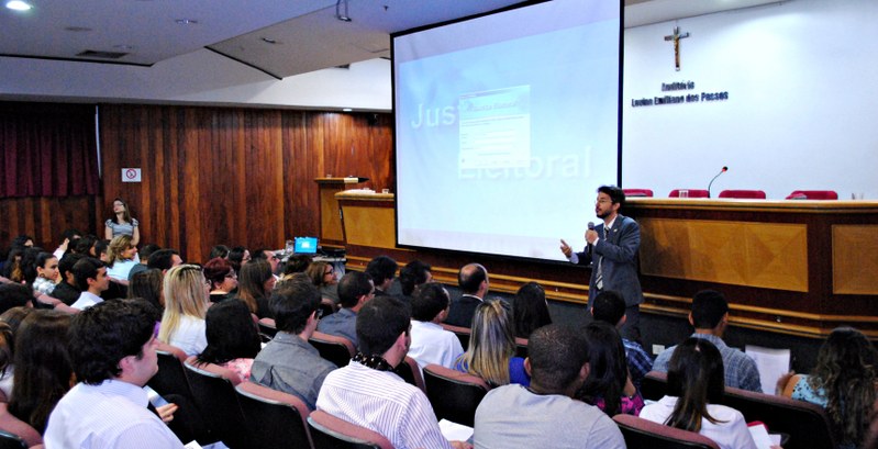 Ouvidoria discute participação do cidadão Ouvidoria discute participação do cidadão
